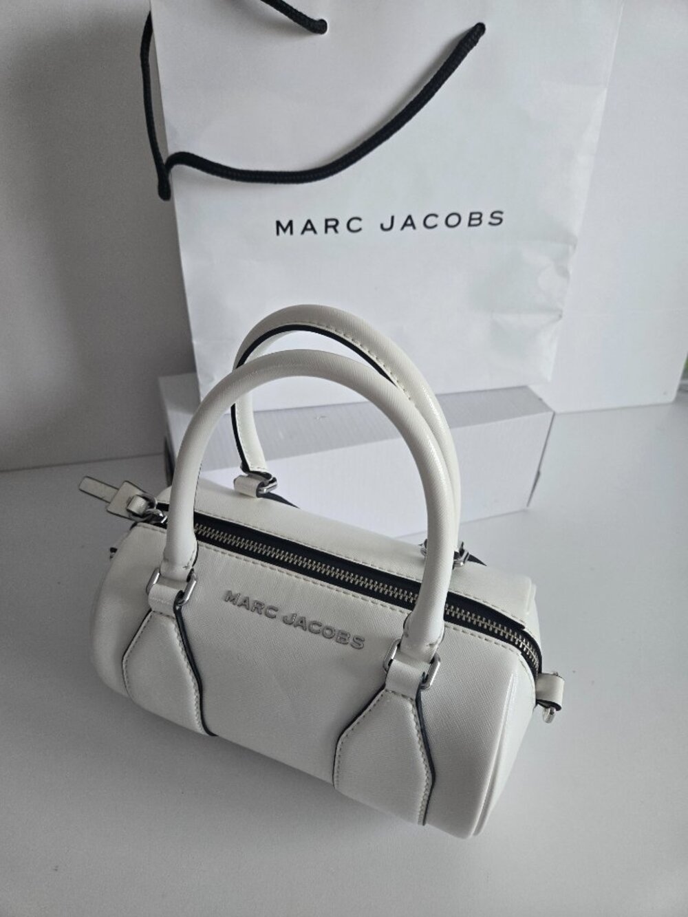 Marc Jacobs Barrel Bag Crossbody White Handbag - Picture 9 of 10